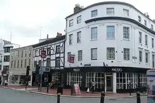The George Hotel