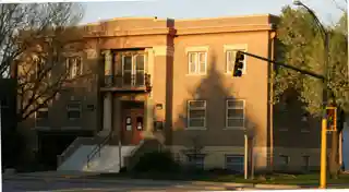 Clay Center Carnegie Library