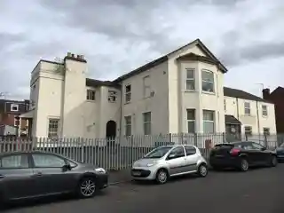 Bird Grove House
